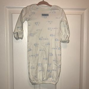 Carter’s nightgown